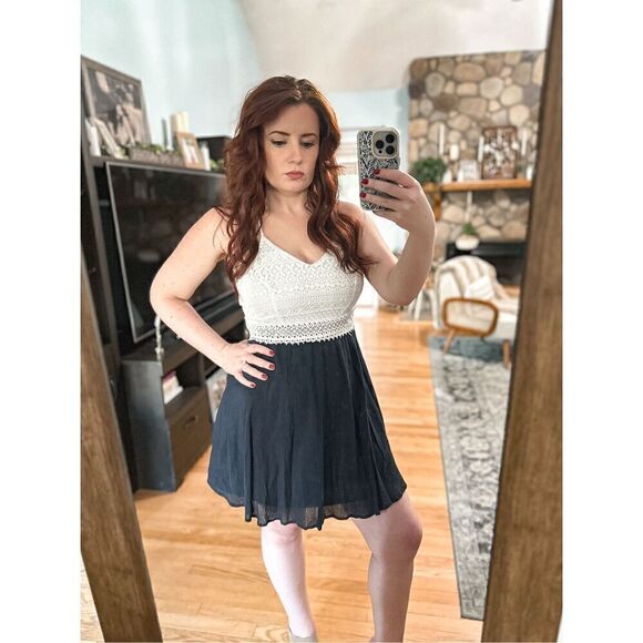 Double Zero Dress - Picture 1 of 16